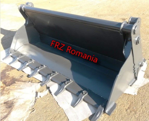 Cupa multifunctionala pentru buldoexcavator Fiat - 2400 mm FIAT