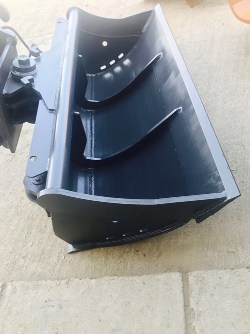 Cupa taluz excavator Case - 1500 mm CASE