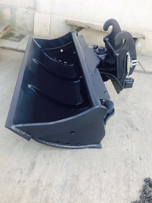 Cupa taluz pentru excavator JCB - 700 mm JCB