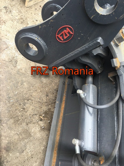 Cupa trapezoidala (rigola) standard pentru buldoexcavator Caterpillar CATERPILLAR